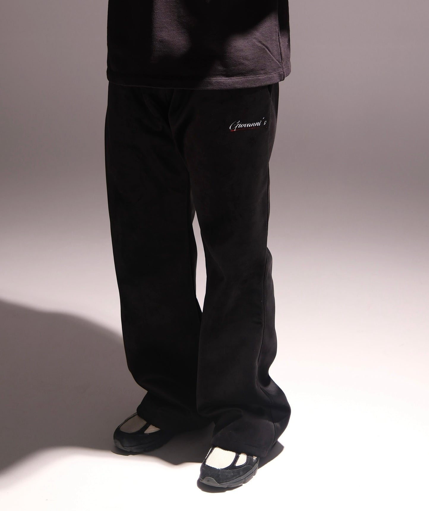 GIOVANNI'S VELVET BLACK - PANTS