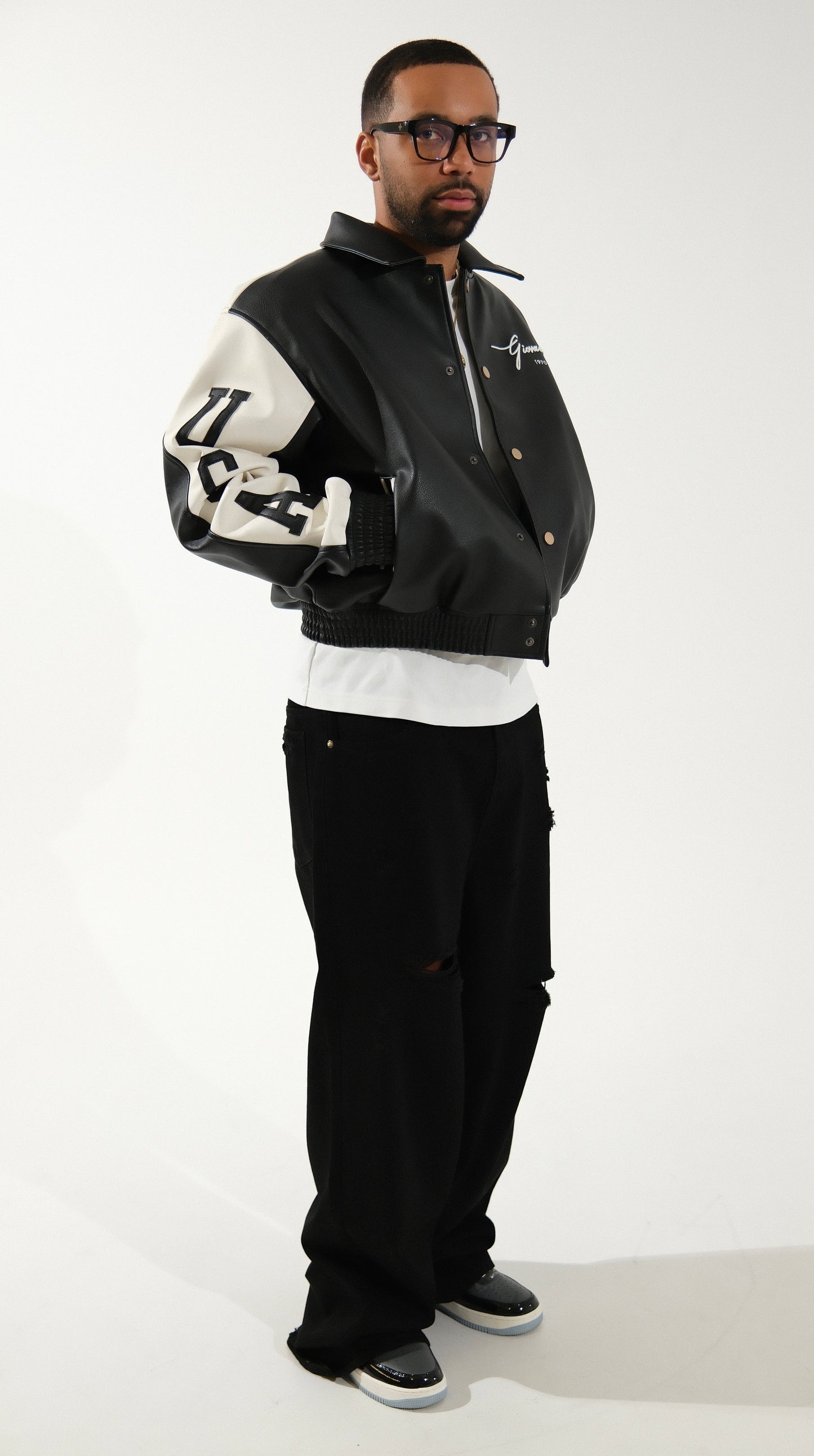 GIOVANNI'S BLACK RIPPED -  JEANS